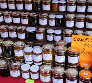 Rundgang über den Marché forain du Front de Mer