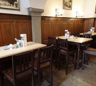 Blick in den Gastraum der "Schwemm"