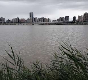 Yanping Riverside Park