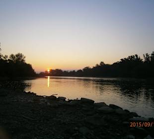 Sunrize on the river 