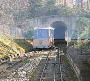 Fahrt mit der Merkurbergbahn
