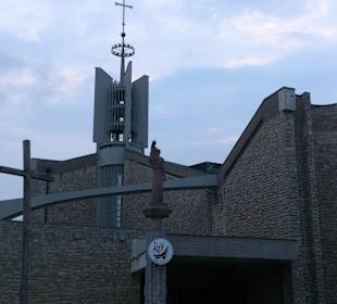 Wejście do kościoła