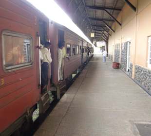 Im Bahnhof