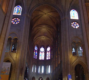 Интерьеры Нотр-Дама