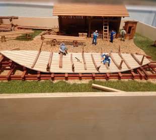 Modell einer Schiffswerft im Brückenturmmuseum