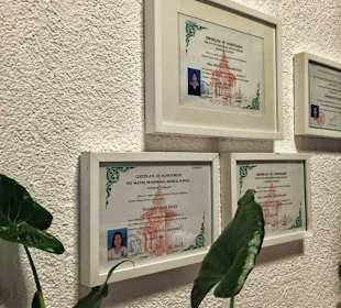 Zertifikate aus Wat Po (Bangkok Thailand)