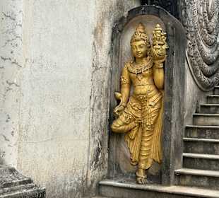 Figur am Aufgang zur Tempelanlage