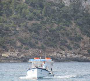 Kleine Fähre zur Insel La Dragonera