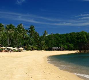 Strand Maenam beim Hotel Pinnacle Samui