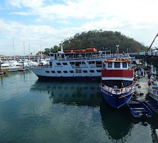 Unsere Abfahrtstelle,auf dem Weg zum Panama Kanal