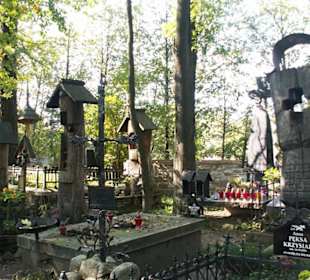 Stare, zabytkowe nagrobki