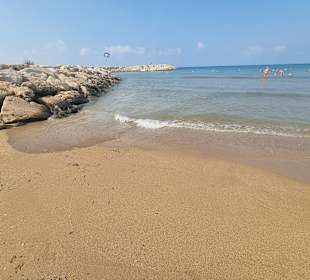 Strand Side