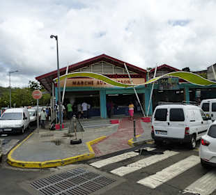 Mit der Kutsche durch Fort de France