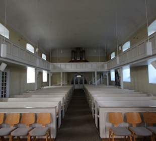 Blick in das Kirchenschiff