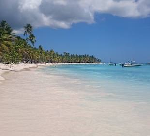 Strand auf der wunderschönen Isla Saona 