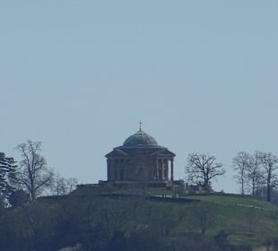 Rosensteinpark Blick zur Grabkapelle