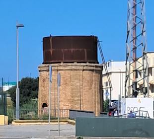 Antiguo depósito de agua de Renfe in San Fernando