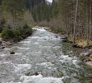 Ausblick auf den Wasserfall