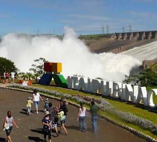 Staudamm Itaipu - Brasilien
