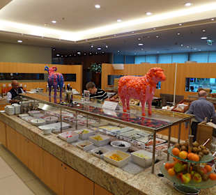 Reichhaltiges Frühstücksbuffet