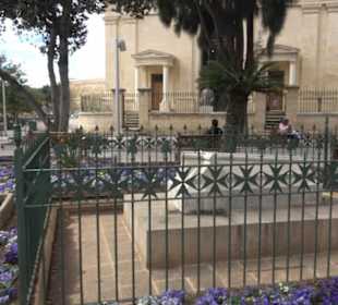 Upper Barrakka Gardens