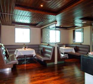 Emirates First Class Lounge Terminal B