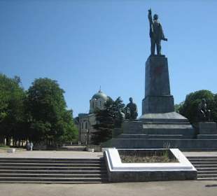 Nachimov Denkmal