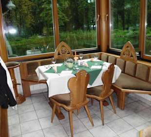 Gastraum mittlere Ebene mit Blick auf den See