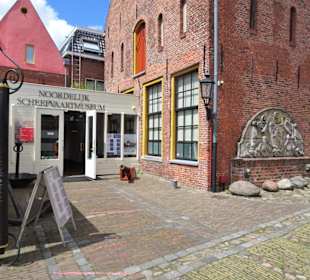 Zugang zum Noordelijk Scheepvaartmuseum 