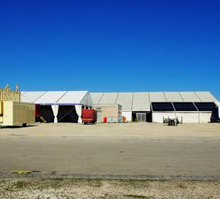 Dritte große Bierzelt