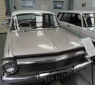 Wunderschöne Autos 50ziger und 60ziger Jahre