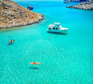 Schwimmen in der Blauen Lagune