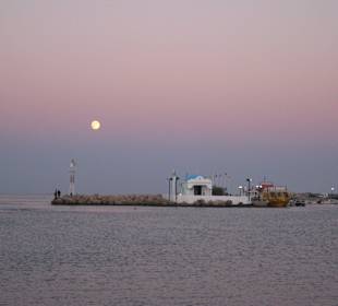 Kleine Kapelle am Hafen von Faliraki