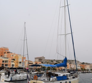 Hafen von Frioul