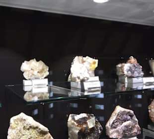 Mineralien- und Mathematikmuseum