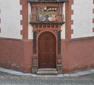 Eine schöne Tür ins Schloss