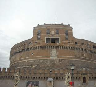 Zamek św. Anioła, Rzym