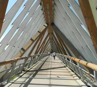 Holzbrücke über die Rems