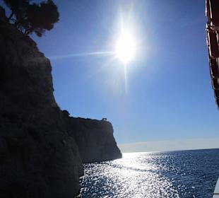 Schiffsausflug zu den Felsengräbern