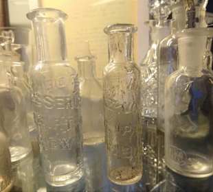 Exponate des Glasmuseum Gnarrenburg