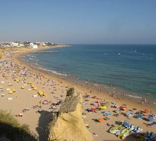 Strand unweit des Hotels Vila Recife