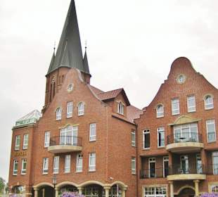 St. Antonius und Arkaden Haus