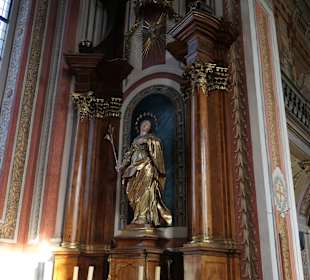 Linker Seitenaltar der Kirche St. Mauritius