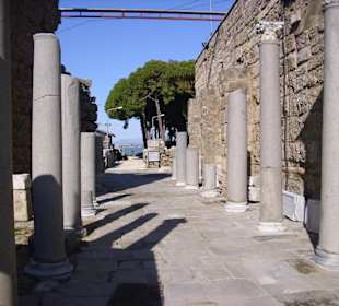 Säulengang Halbinsel Side