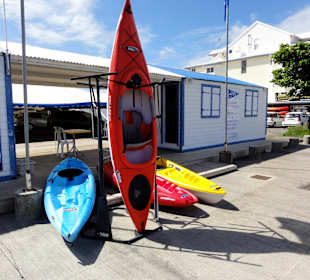 Kajak-verleih in der Marina