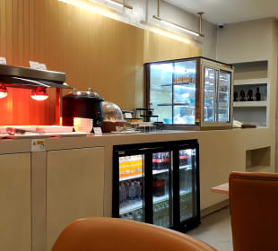 Marhaba Lounge (ZNZ)