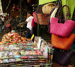 Taschen und sonstige Accessoires