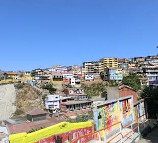Die Stadt ist in den Hang gebaut
