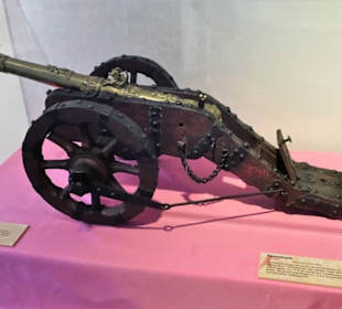 Modell einer Kanone im Museum Fränkische Schweiz