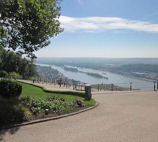 Am Niederwalddenkmal